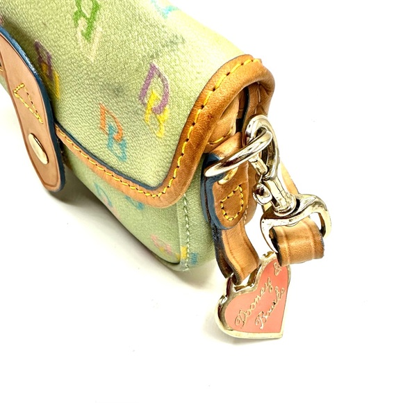 Dooney and Bourke wristlet - Picture 4 of 6
